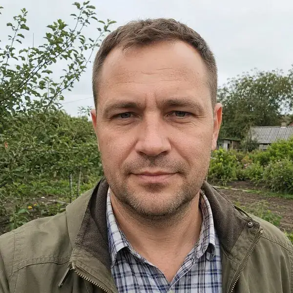 Андрій Мельник